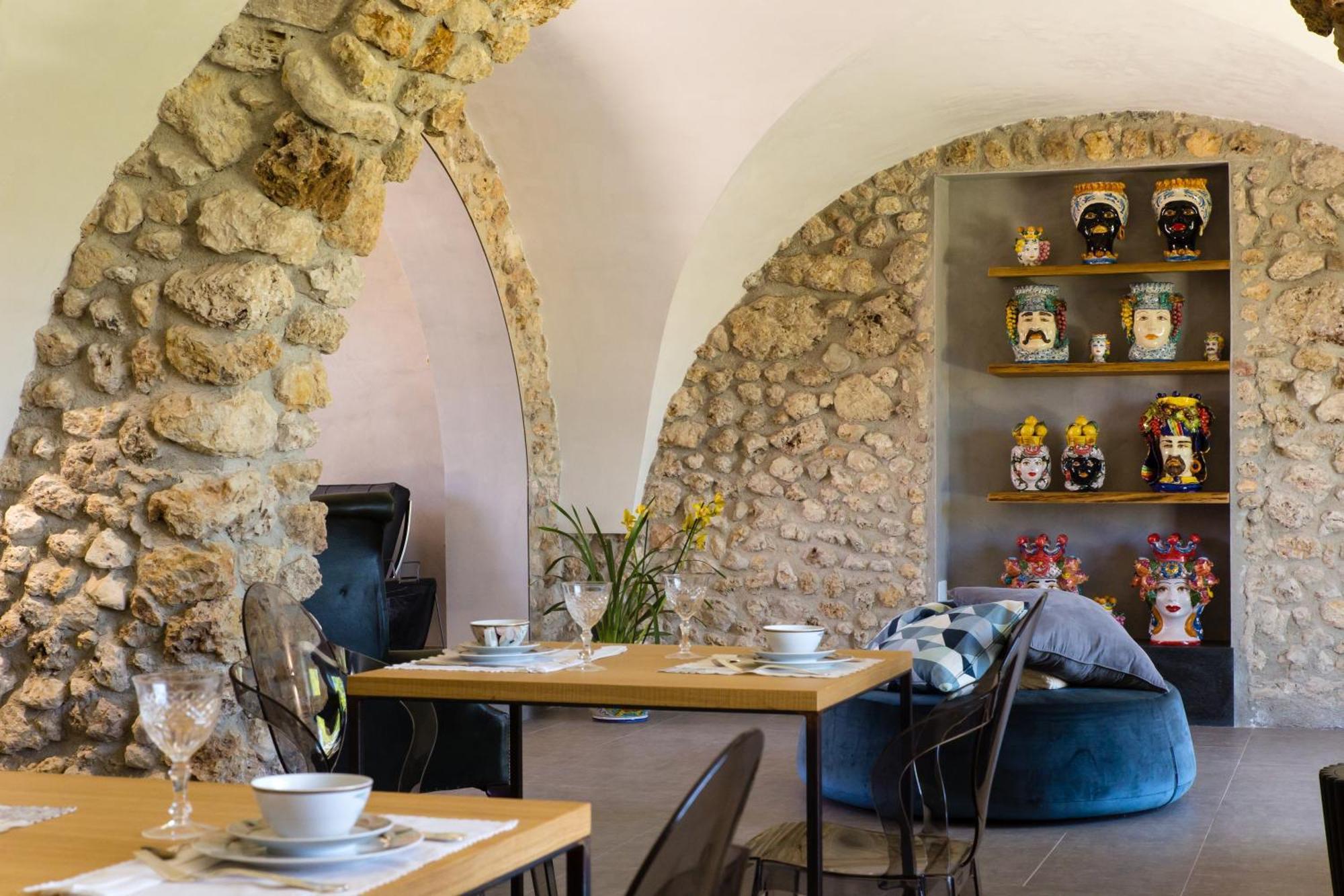 Oikos In Terre Di Zaccanello Racalmuto ภายนอก รูปภาพ